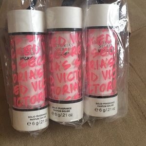 Victoria’s Secret Solid Fragrance-Wicked. (3)